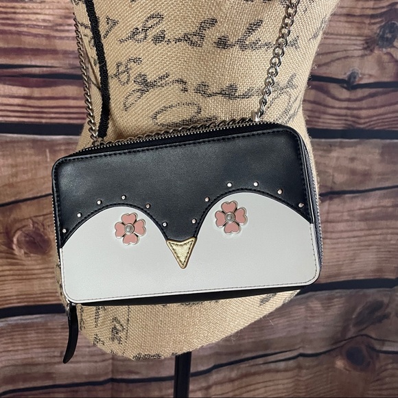 Kate Spade “Frosty” Penguin Double Zip Crossbody - Picture 4 of 12